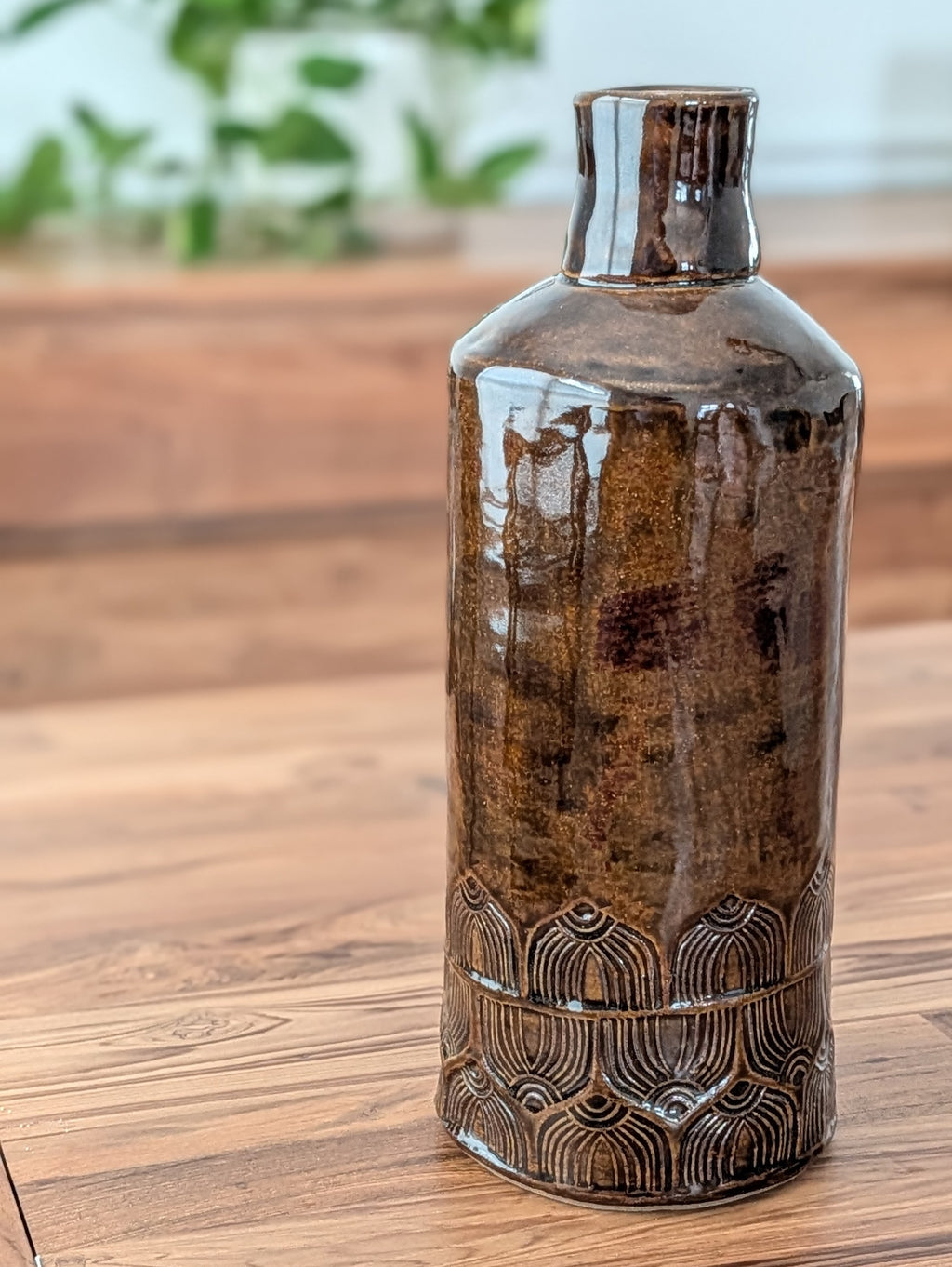 The Textured Tapestry Bottle