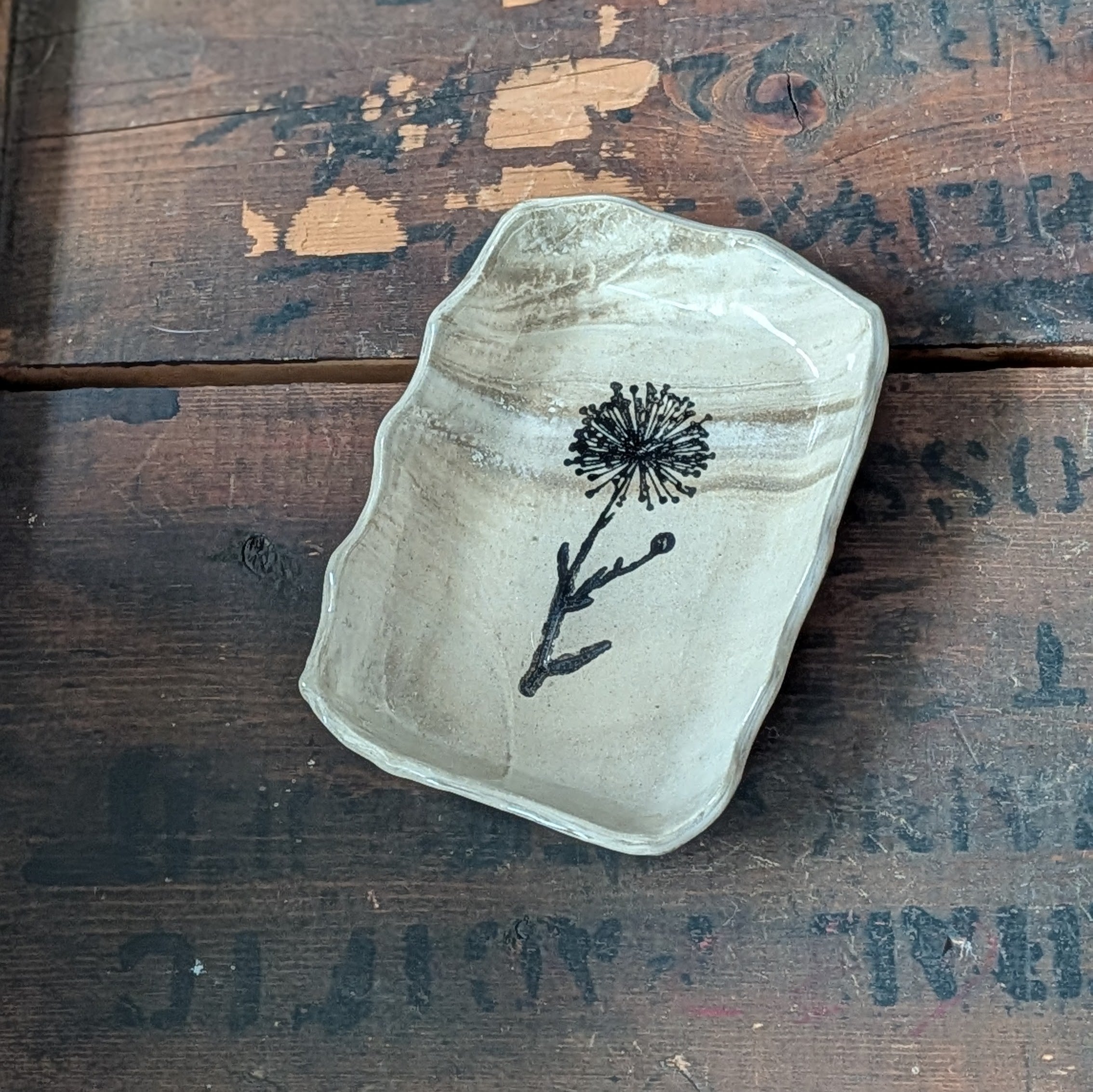 The Little Dandelion Dish