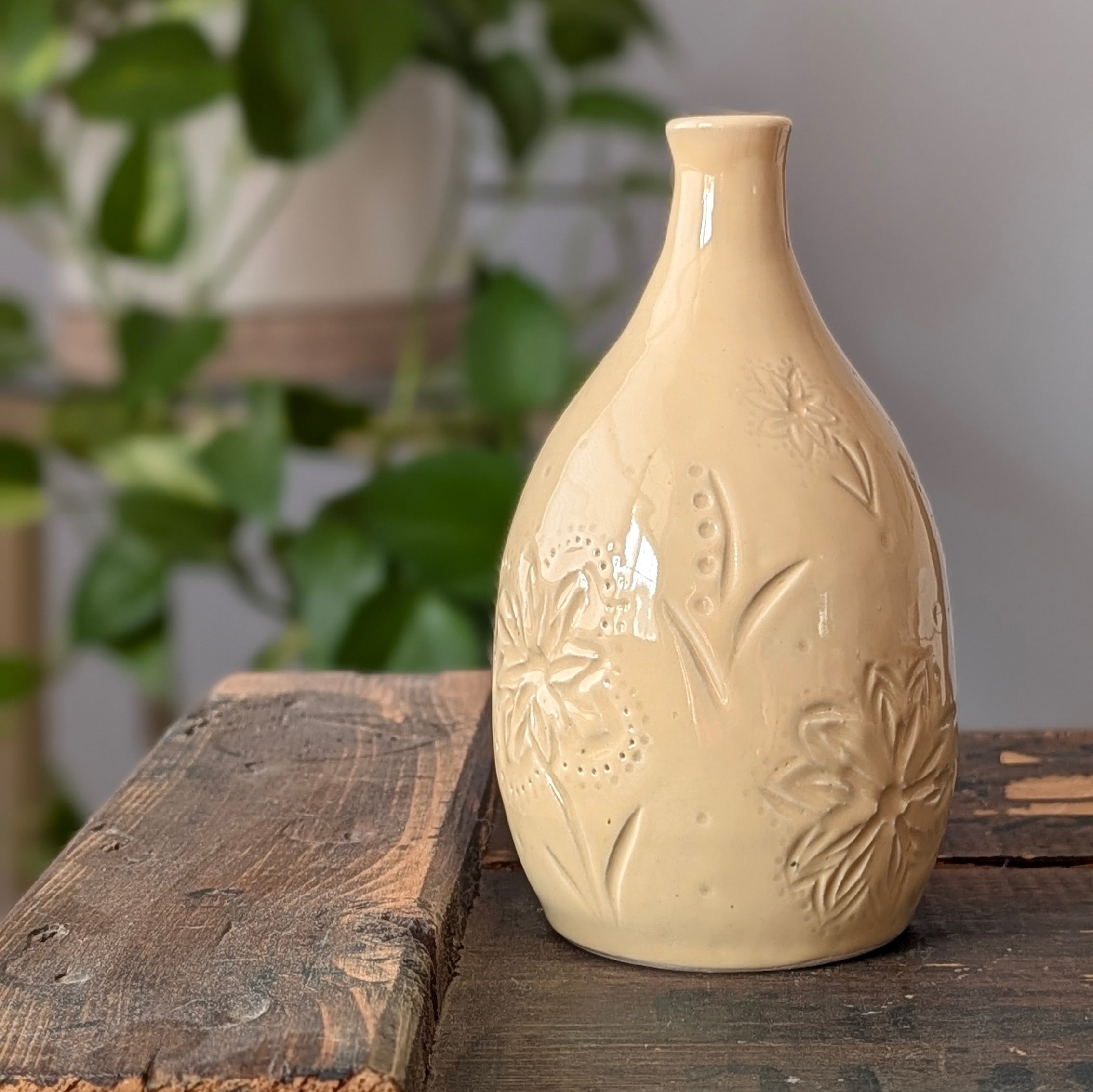 Flowers and Sunshine Bloomlight Vase Lamp