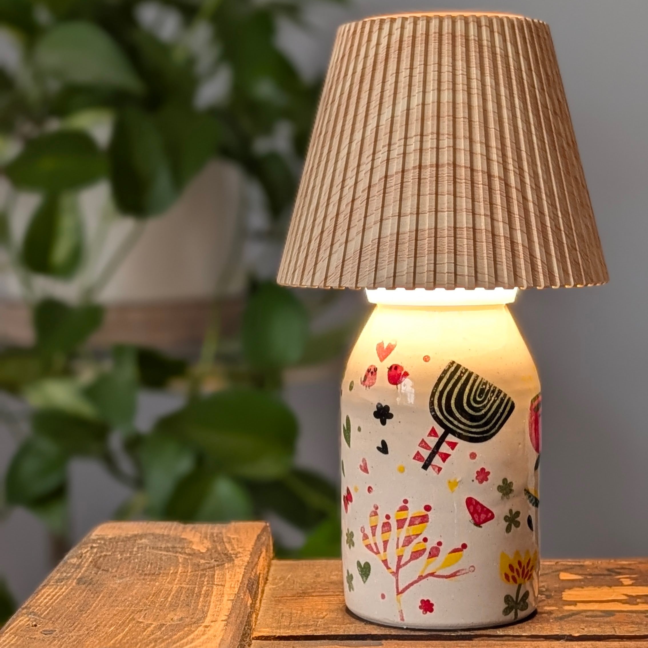 Wildflower Bloomlight Vase Lamp