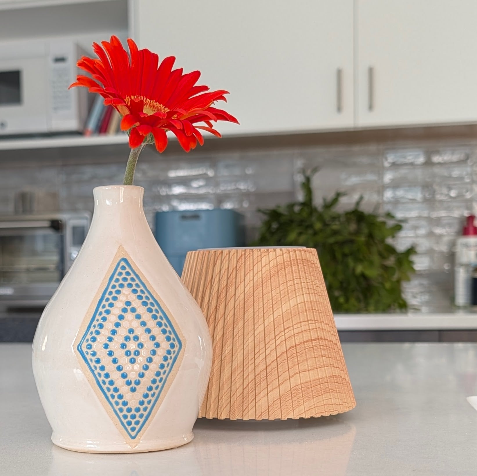 Mosaic Bloomlight Vase Lamp