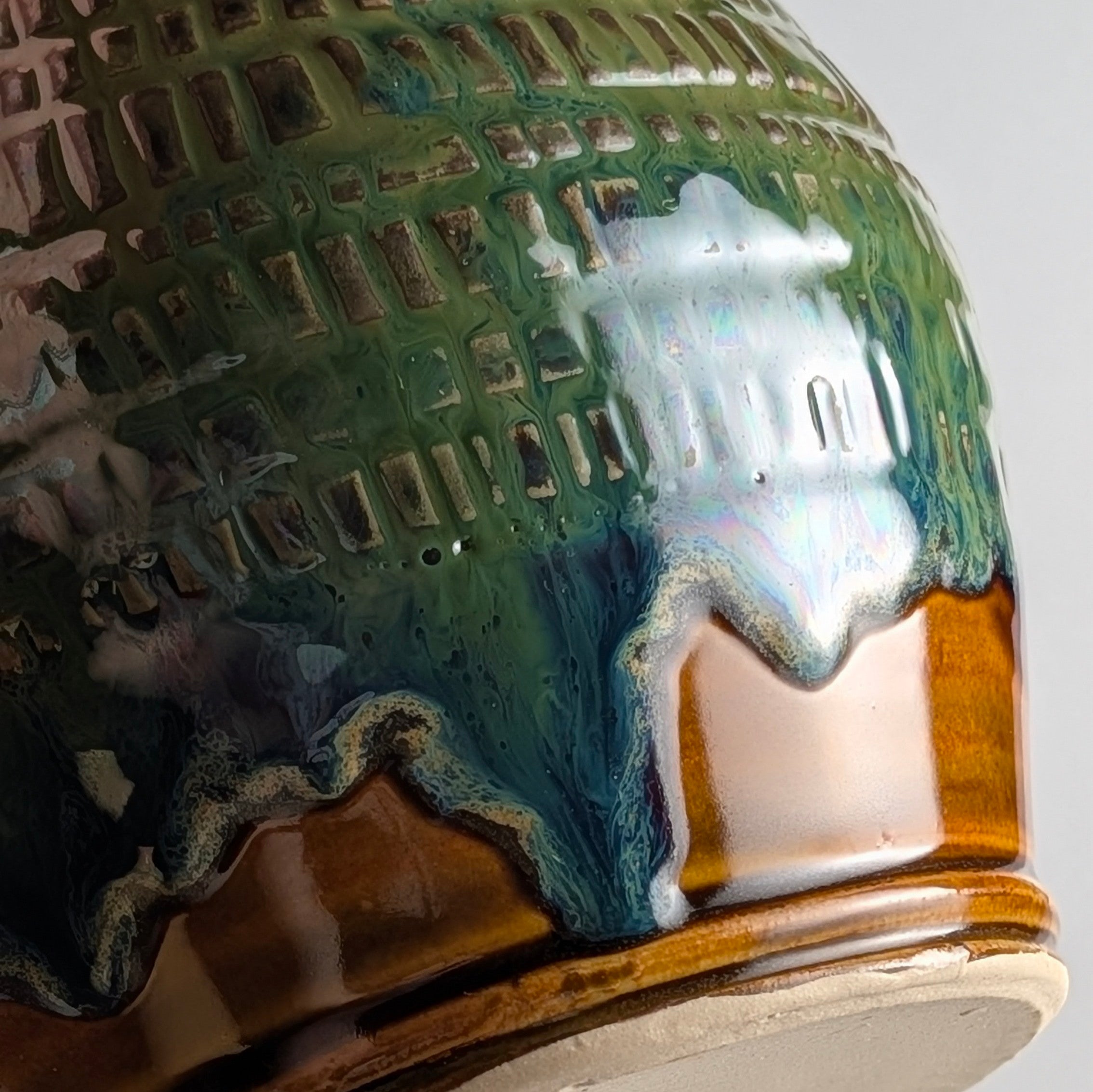 Rings of Texture Bloomlight Vase Lamp