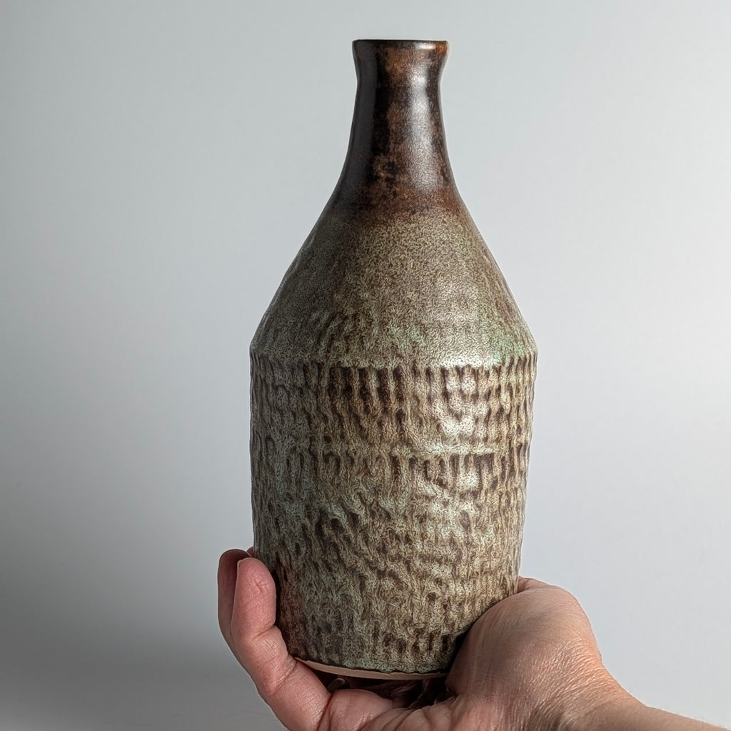 Woodland Texture Bloomlight Vase Lamp