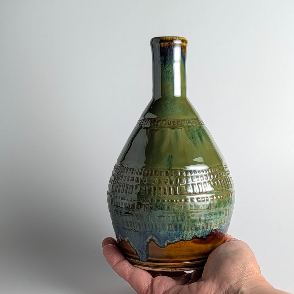 Rings of Texture Bloomlight Vase Lamp